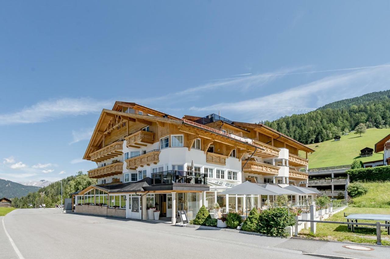 Hotel Andy 4 Sterne Superior Jerzens Bagian luar foto